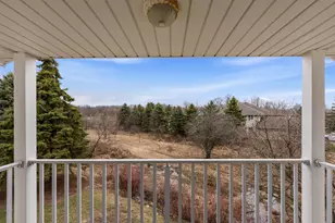 622 Shepherds Dr, West Bend, WI 53090 - Photo 2