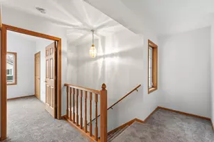 622 Shepherds Dr, West Bend, WI 53090 - Photo 8
