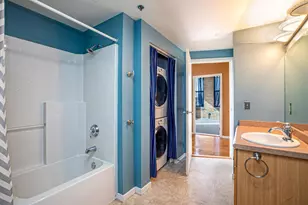 234 E Reservoir Ave, Milwaukee, WI 53212 - Photo 16