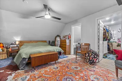 2221 E Oklahoma Ave, Milwaukee, WI 53207 - Photo 24