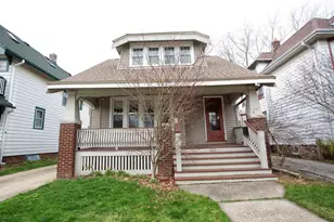 3929 N Maryland Ave, Shorewood, WI 53211 - Photo 2