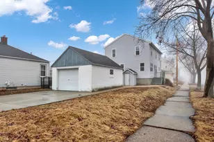 1712 E Saveland Ave, Milwaukee, WI 53207 - Photo 18