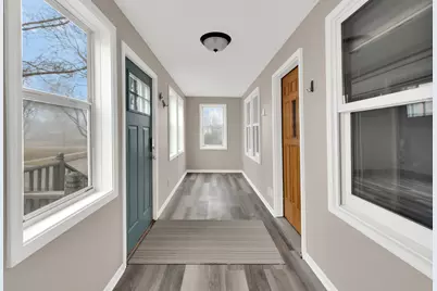 1712 E Saveland Ave, Milwaukee, WI 53207 - Photo 2