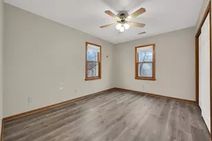 1712 E Saveland Ave, Milwaukee, WI 53207 - Photo 14