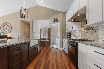 21229  Plank Rd, Racine, WI 53139 - Photo 14