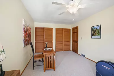 6403 W Spokane St, Milwaukee, WI 53223 - Photo 10