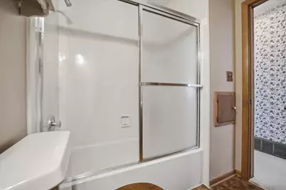 6403 W Spokane St, Milwaukee, WI 53223 - Photo 20