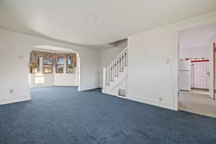 3318 S 98th St, Milwaukee, WI 53227 - Photo 6