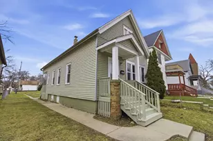 2453 N 15th St, Milwaukee, WI 53206 - Photo 2
