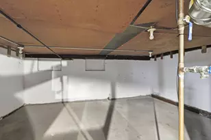 2453 N 15th St, Milwaukee, WI 53206 - Photo 30