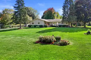 N8W27287 Woodridge Ln, Pewaukee, WI 53188 - Photo 54