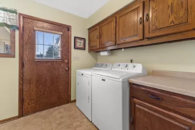 N8W27287  Woodridge Ln, Pewaukee, WI 53188 - Photo 30