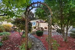 N8W27287 Woodridge Ln, Pewaukee, WI 53188 - Photo 66