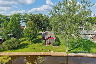 W8135 Elm Point Rd, Lake Mills, WI 53551 - Photo 40