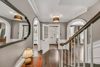 622 E Lexington Blvd, Whitefish Bay, WI 53217 - Photo 4