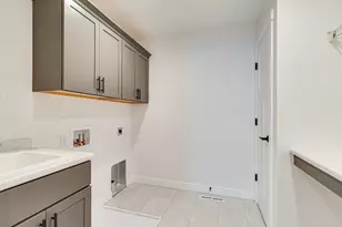 1624 Red Clover St, Holmen, WI 54636 - Photo 22