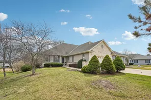 16605 W Sumerland Ct, New Berlin, WI 53151 - Photo 38