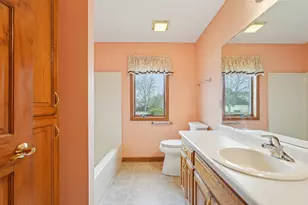 16605 W Sumerland Ct, New Berlin, WI 53151 - Photo 26