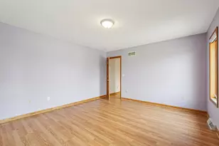 16605 W Sumerland Ct, New Berlin, WI 53151 - Photo 16