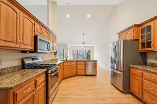 16605 W Sumerland Ct, New Berlin, WI 53151 - Photo 12