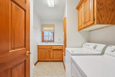 16605 W Sumerland Ct, New Berlin, WI 53151 - Photo 28
