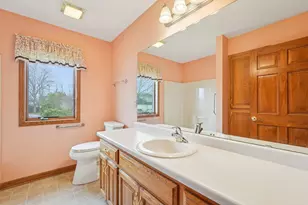 16605 W Sumerland Ct, New Berlin, WI 53151 - Photo 26