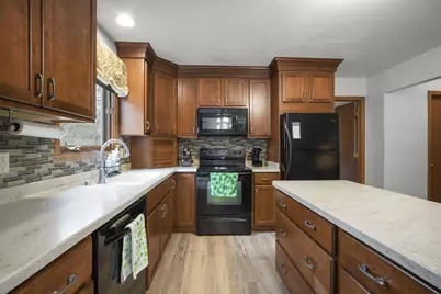 1336  Park Ave, South Milwaukee, WI 53172 - Photo 8