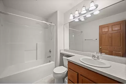 6235  Walnut Ln #8, Cudahy, WI 53110 - Photo 22