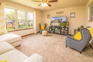 501 Pine Hollow Pl, Watertown, WI 53094 - Photo 12