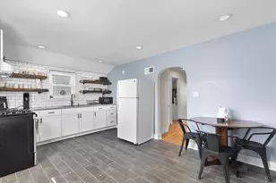 311 E Rosedale Ave, Milwaukee, WI 53207 - Photo 4