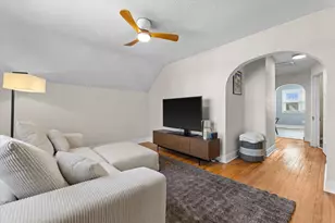 311 E Rosedale Ave, Milwaukee, WI 53207 - Photo 10