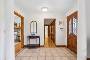 W338S4370 Drumlin Dr, Genesee, WI 53118 - Photo 4