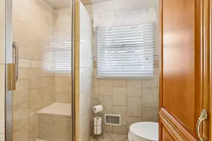 W338S4370 Drumlin Dr, Genesee, WI 53118 - Photo 46