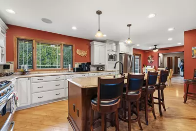 1326 W Zedler Ln, Mequon, WI 53092 - Photo 6