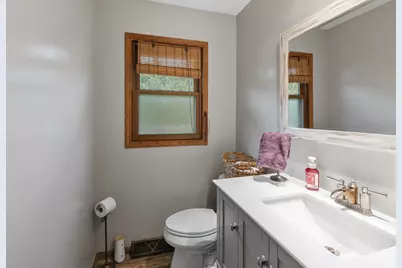 1326 W Zedler Ln, Mequon, WI 53092 - Photo 16