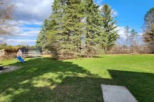 W204N16640 Jackson Dr, Jackson, WI 53037 - Photo 4