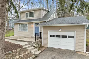 76 Orchard St, Williams Bay, WI 53191 - Photo 2