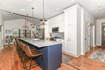 2414 S Williams St, Milwaukee, WI 53207 - Photo 10