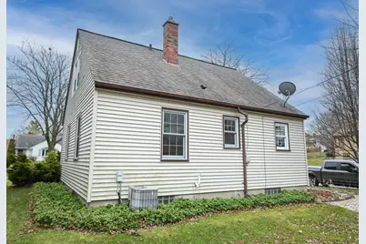 3900 E Van Norman Ave, Cudahy, WI 53110 - Photo 26