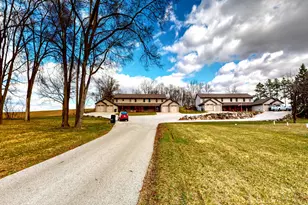 N3320 Will Rd, Hebron, WI 53549 - Photo 40