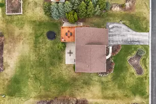 W134N6585 Lilly Creek Dr, Menomonee Falls, WI 53051 - Photo 38