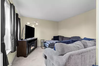 W134N6585  Lilly Creek Dr, Menomonee Falls, WI 53051 - Photo 8