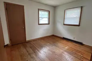 4601 Wright Ave, Racine, WI 53405 - Photo 10