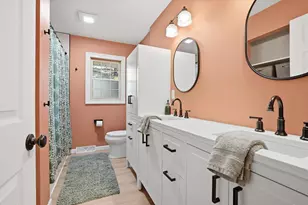 N64W15472 Sunny Dale Dr, Menomonee Falls, WI 53051 - Photo 14