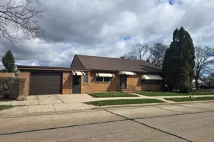 4300 Kinzie St, Racine, WI 53402 - Photo 2