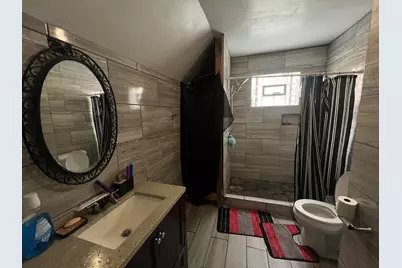 941 S 35th St, Milwaukee, WI 53215 - Photo 6