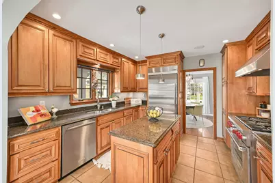 2617 N 90th St, Wauwatosa, WI 53226 - Photo 16