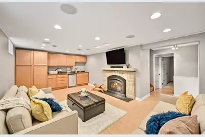 2617 N 90th St, Wauwatosa, WI 53226 - Photo 28