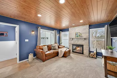 2625 N 65th St, Wauwatosa, WI 53213 - Photo 20