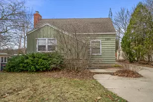 2207 N 119th St, Wauwatosa, WI 53226 - Photo 40